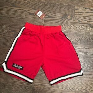 Mitchell And Ness box logo shorts